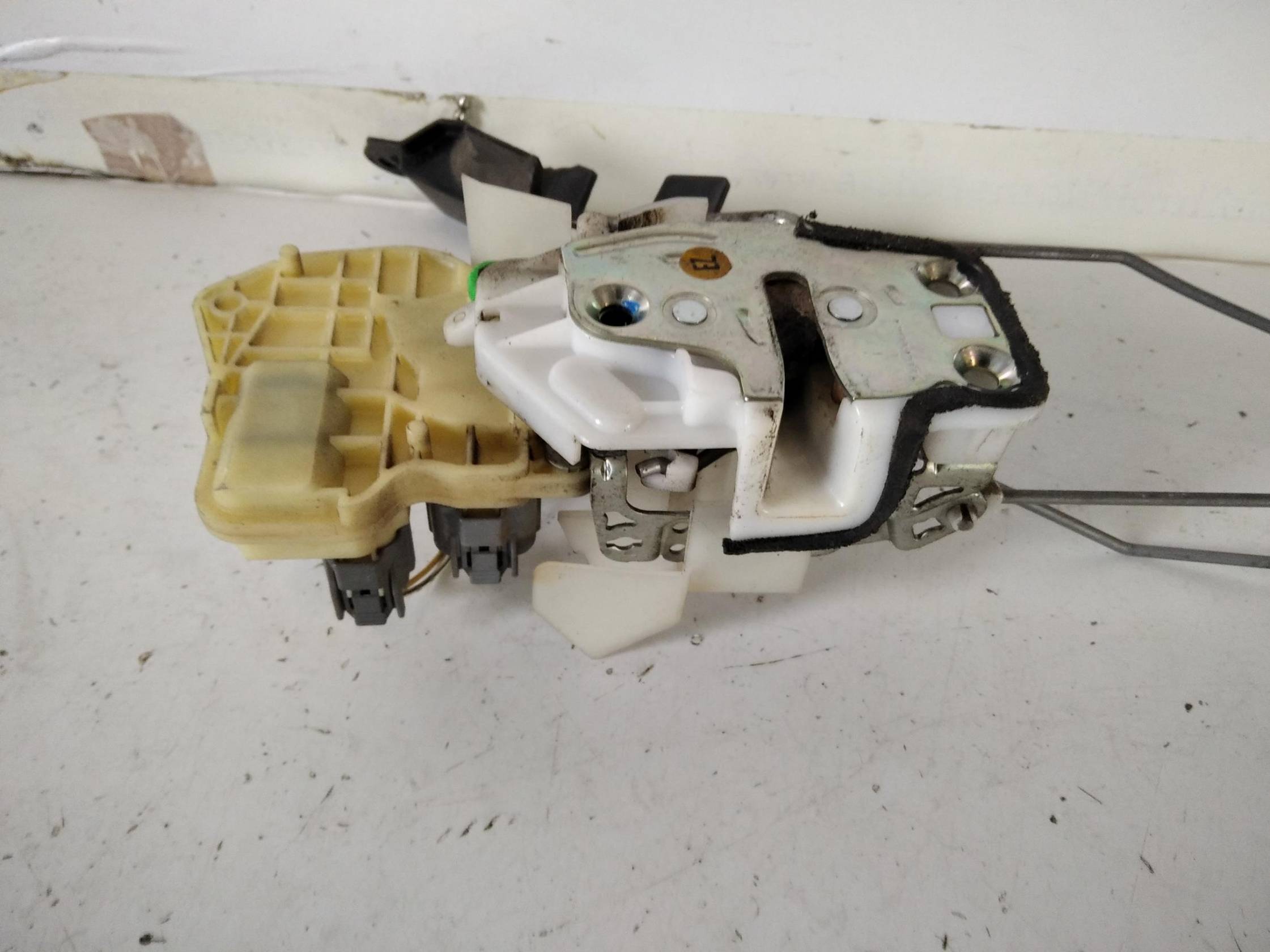 Serratura porta ant. sx.